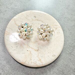 Vintage 1950’s 60’s Pearl And Aurora Borealis Crystal Cluster Clip On  Earrings